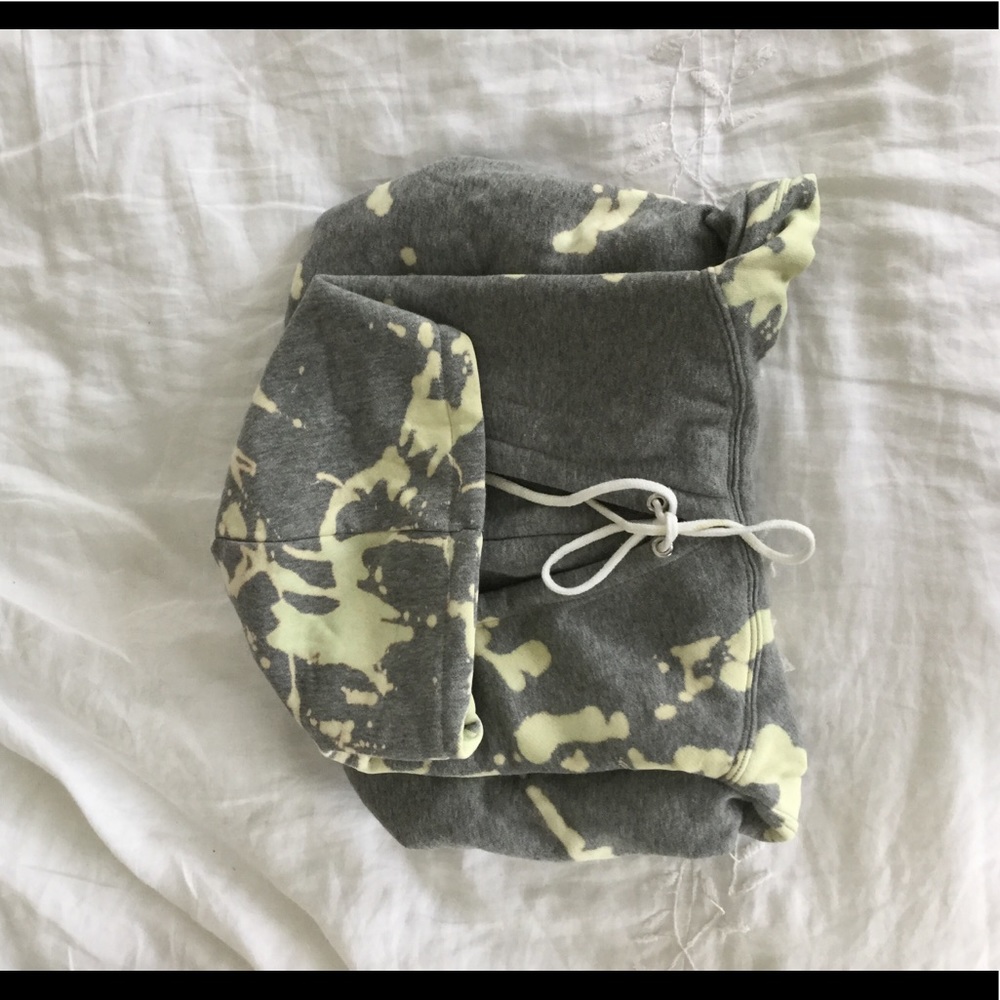 bleached tie die cropped hoodie